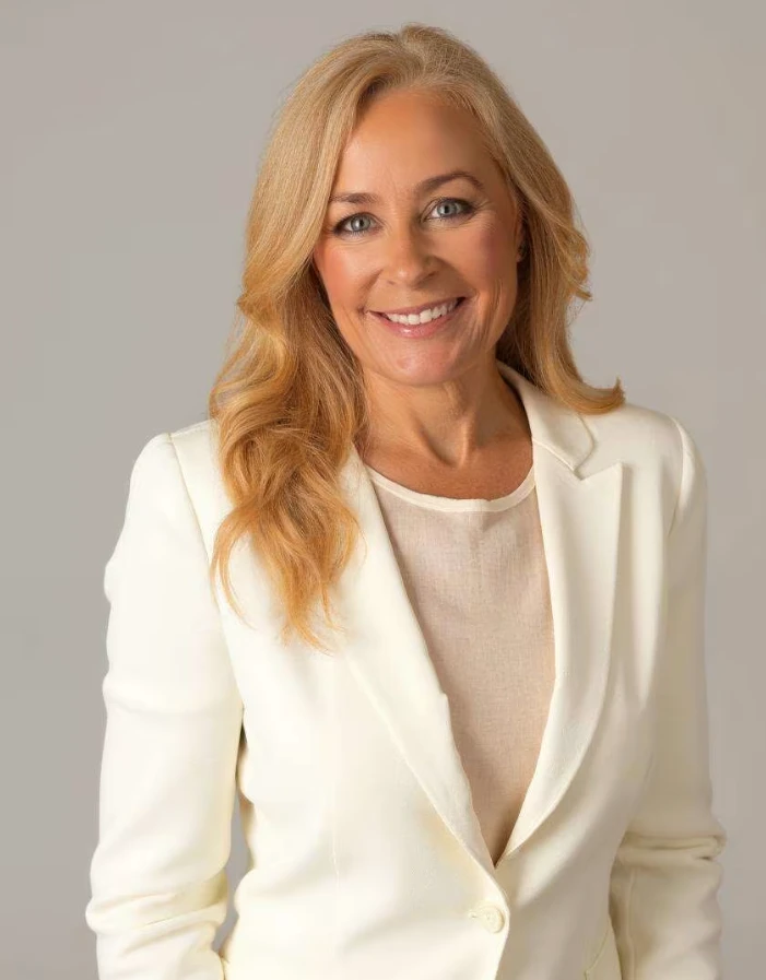 Amy DeBusk, Branch Manager and Mortgage Advisor with loanDepot